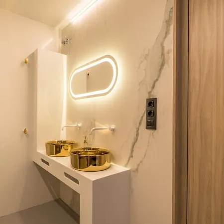 Apartment Centric *