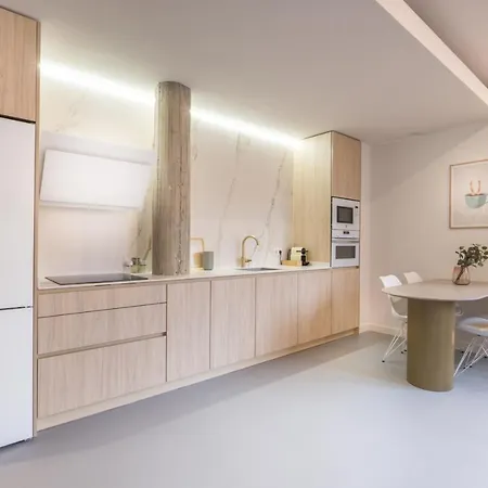 Apartment Centric
