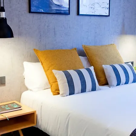 Centric Apartment *